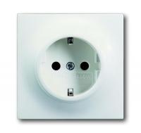 Розетка Schuko Impuls 16А 250В бел. бархат ABB 2CKA002011A3891